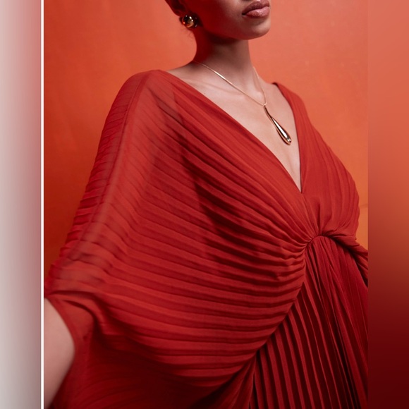 ASOS DESIGN pleated maxi dress - Picture 3 of 4